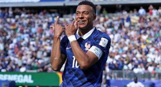 Mbappé Magic Powers France to 3-1 Win Over Senegal